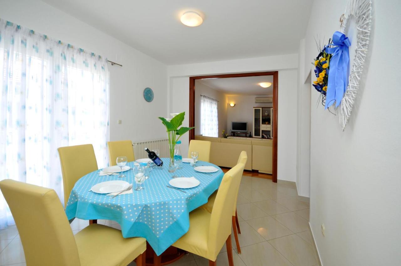 Apartments Roza Trogir Exterior foto