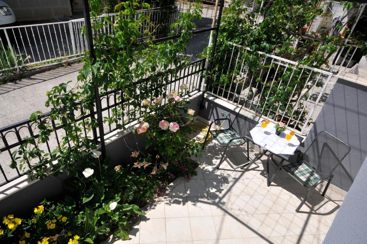 Apartments Roza Trogir Exterior foto