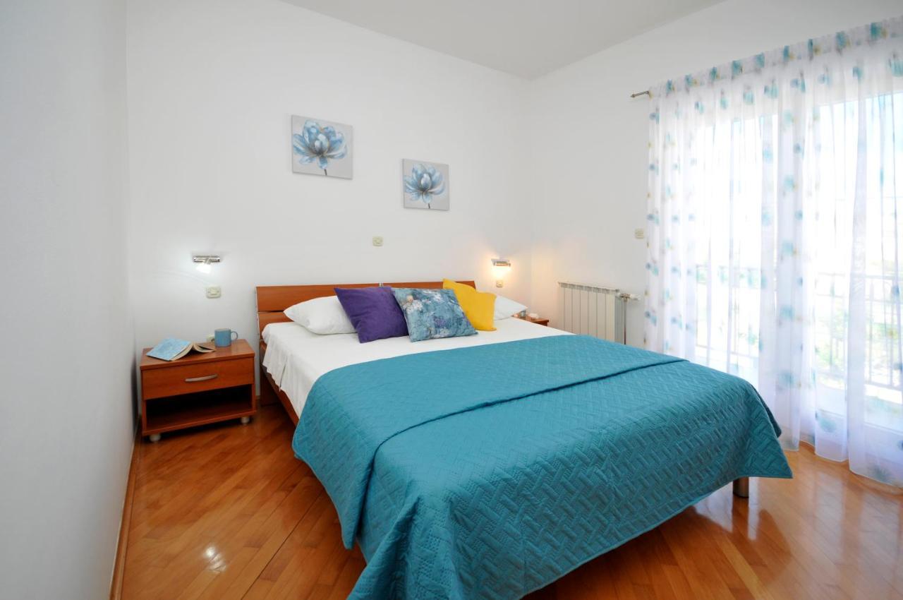 Apartments Roza Trogir Exterior foto